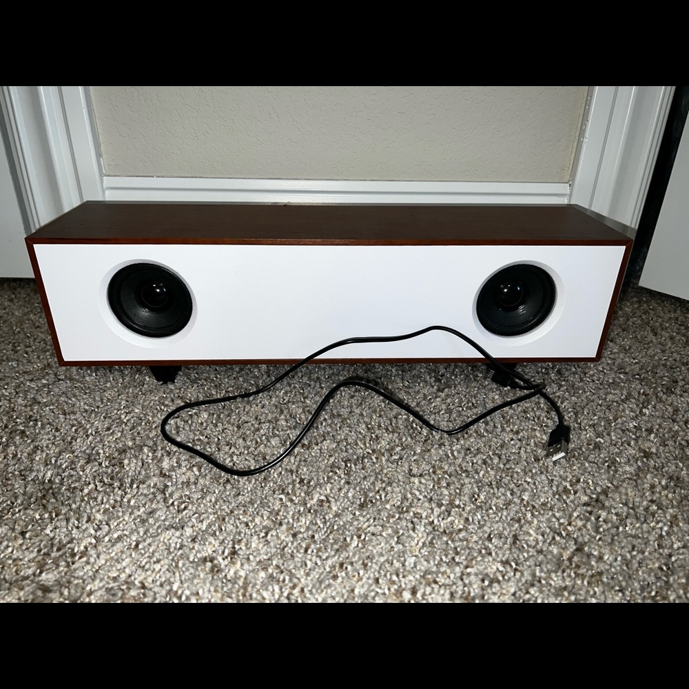 Modern Speaker